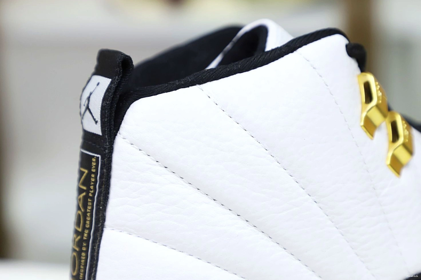 AIR RETRO 12 'ROYALTY' JORDAN 0915